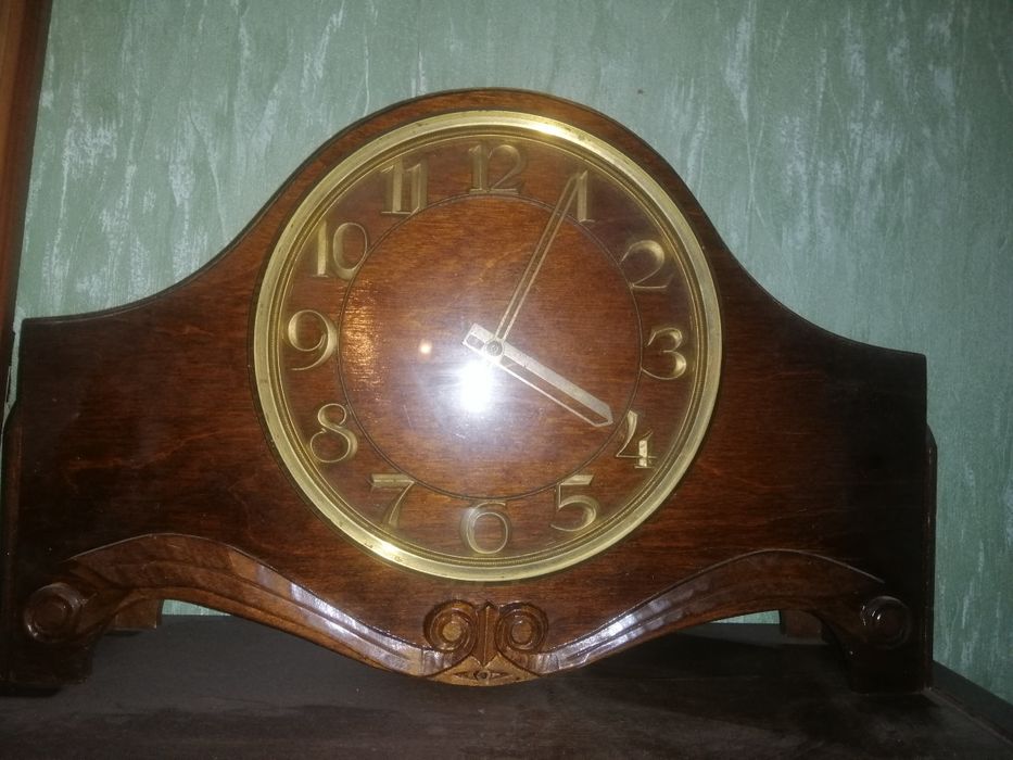 Продам старинные часы