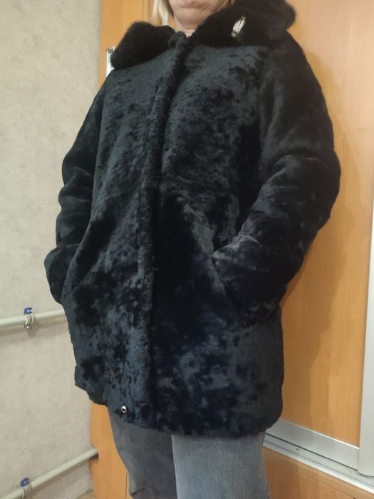 Шуба натуральная мутон 50-52р.