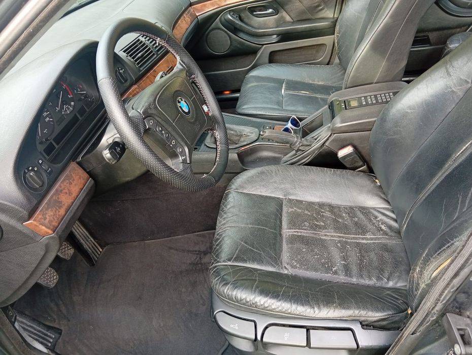 Bmw e39 525 tds .