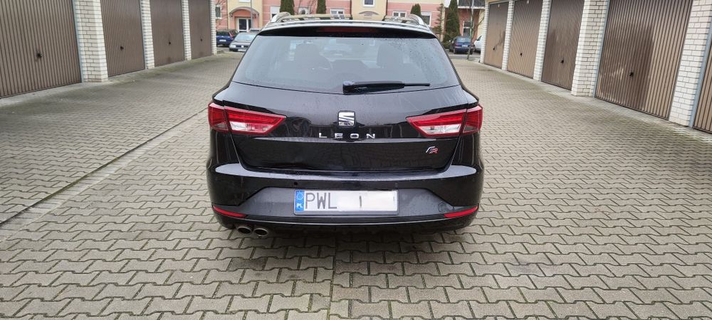 Seat Leon FR 150ps,full-led, navi, tempomat, panorama, zadbany