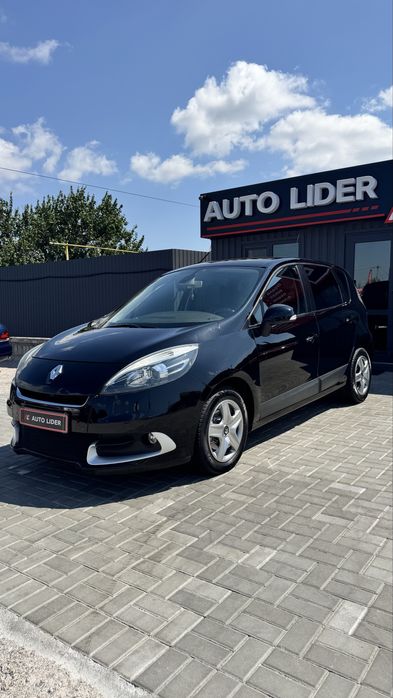 Рестайлінг Renault Scenic Рено Сценік III 2012 р 1,5 К9К дизель 6МКПП