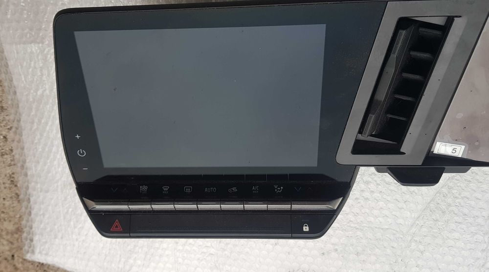 RENAULT AUSTRAL Ekran Wyświetlacz Panel Sterowania 2K0K299K Nowy Oryg
