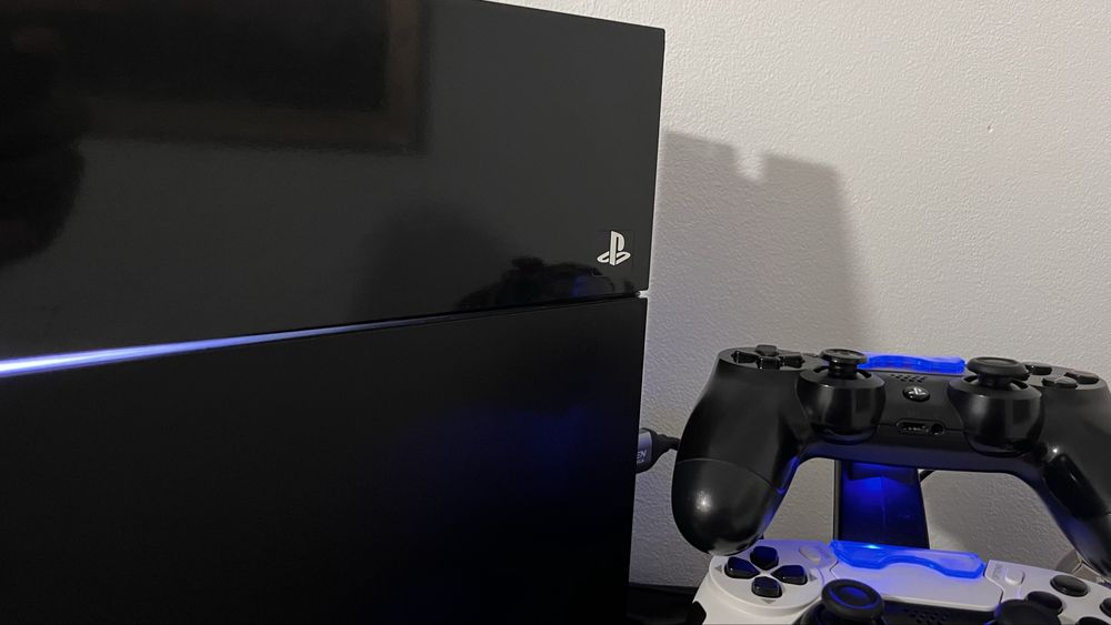 PLAYSTATION 4 A Venda Muito Bem Estimado!
