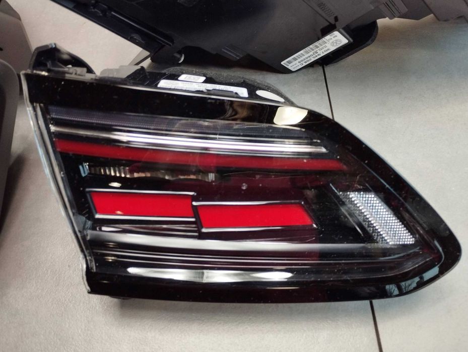 Volkswagen Arteon Ліхтар Ліхтарі задні рестайл