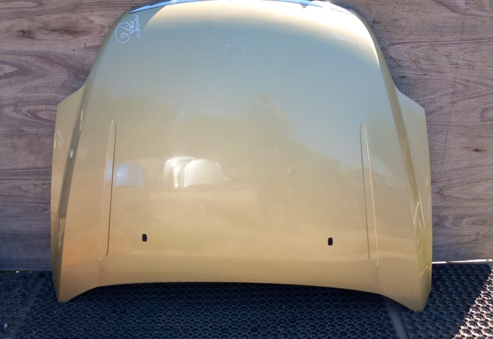 Ford Mondeo Mk4 Maska Y6