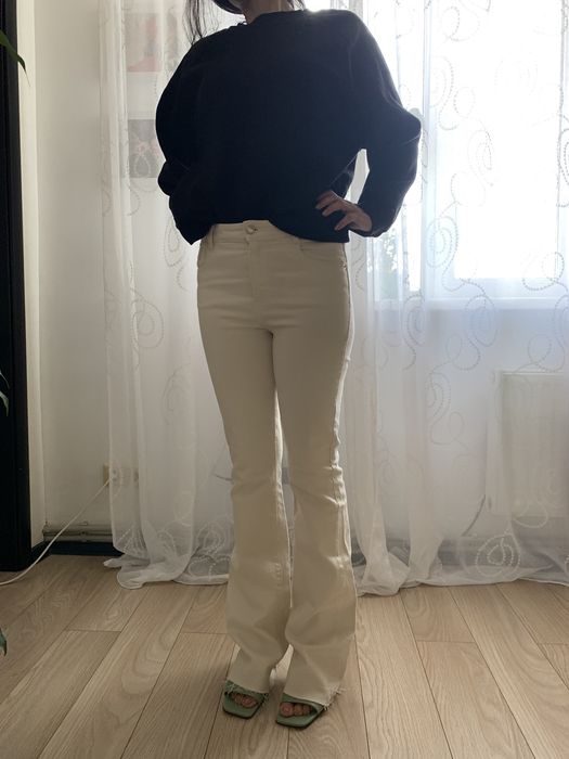 Джинси Zara, р.36, кльоши,нові