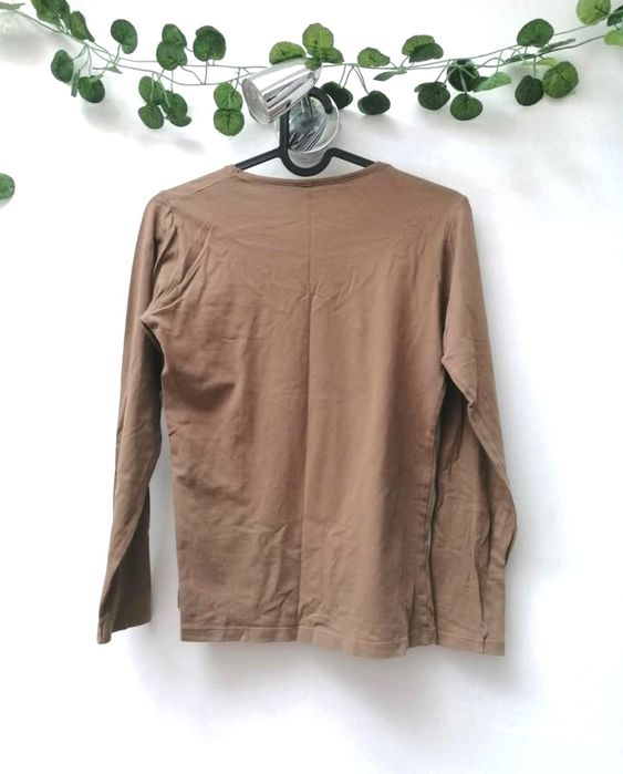 Camisola Castanha de Manga Comprida