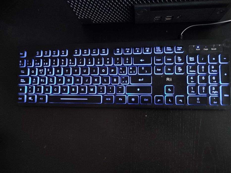 Dell Computer Setup + HP Monitor + Keyboard + Mouse64738628526851121