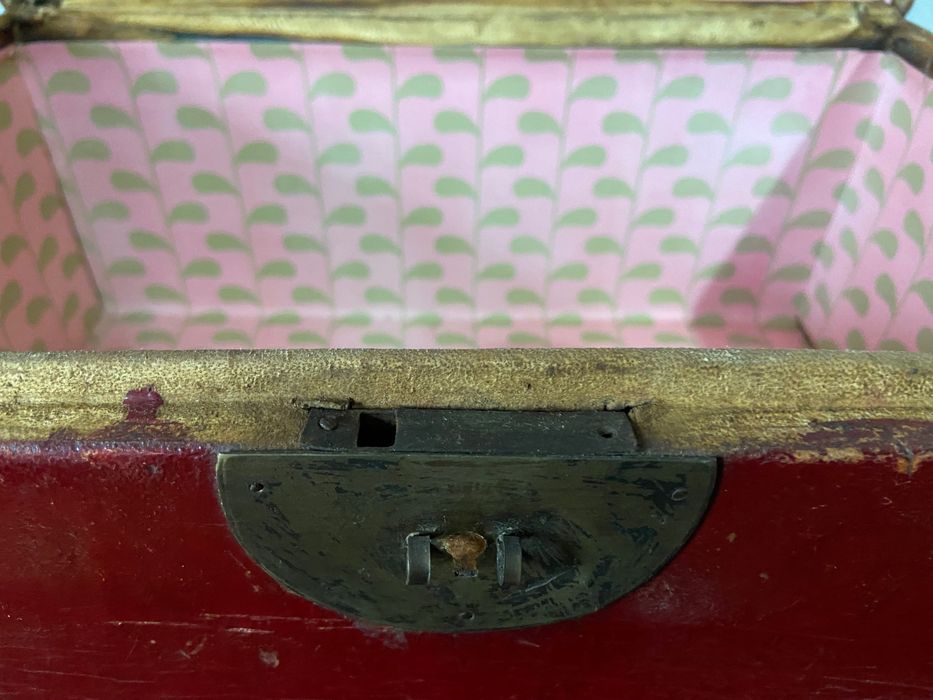 Arca chinesa vermelha