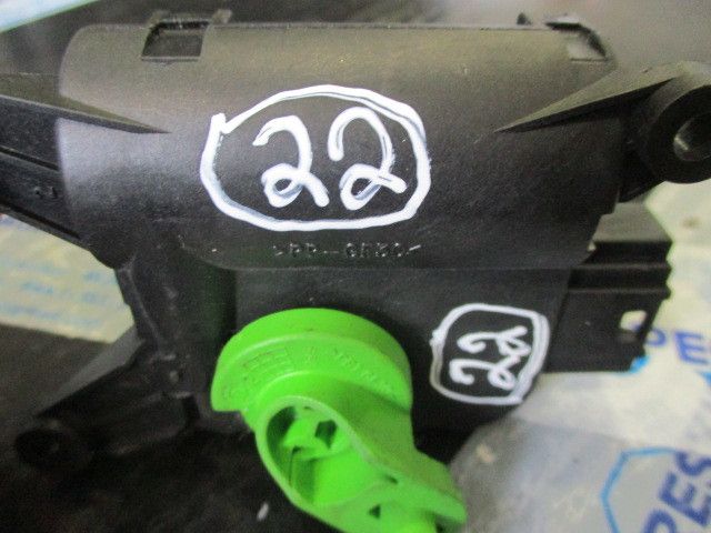 Motor da comporta da sofagem AUDI A4 Cabriolet (8HE, B7)