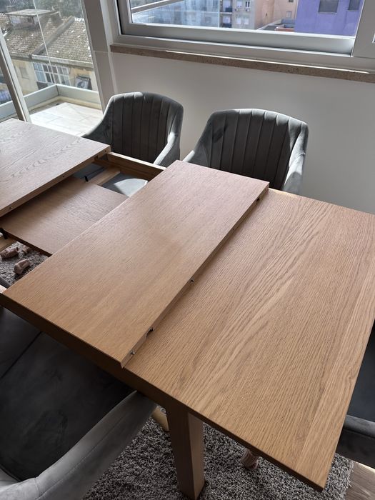 Mesa extensível refeições IKEA + cadeiras