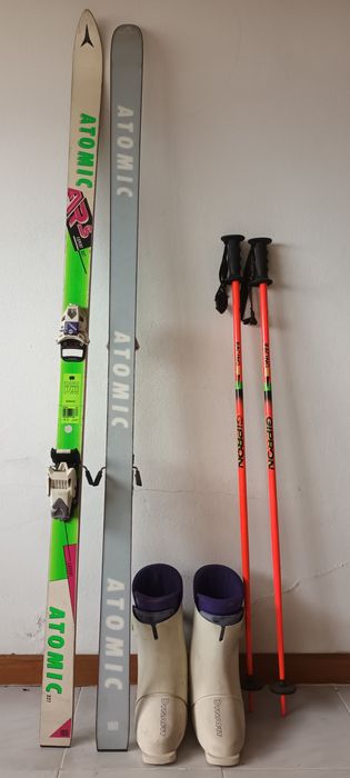 Conjunto de equipamento de neve