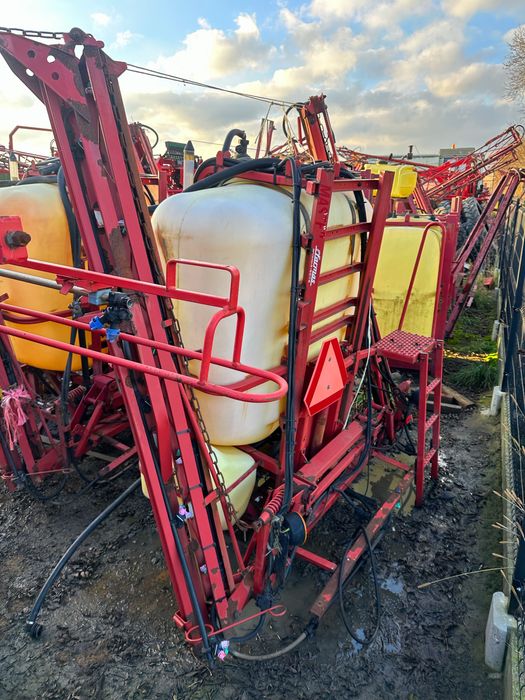 Opryskiwacz zawieszany Hardi Master 1000L 12m sterownik rozwadniacz