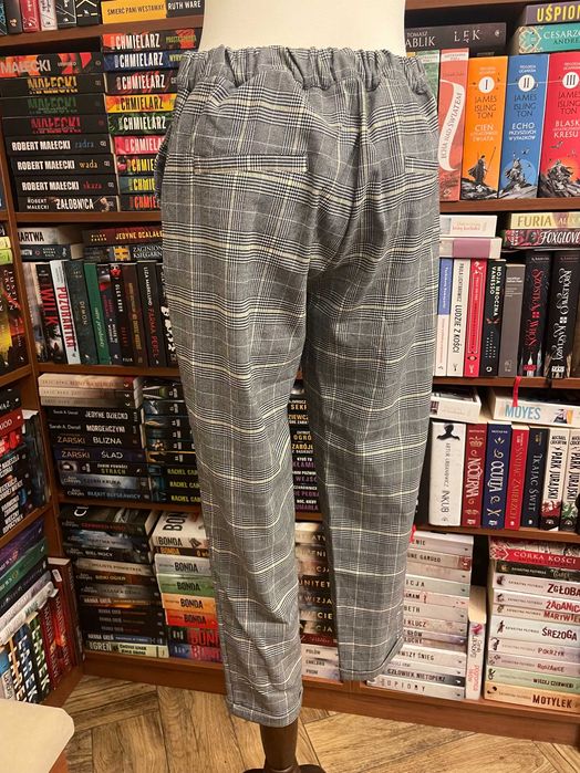 Mohito - j. nowe krateczka kanciki chinosy 36!