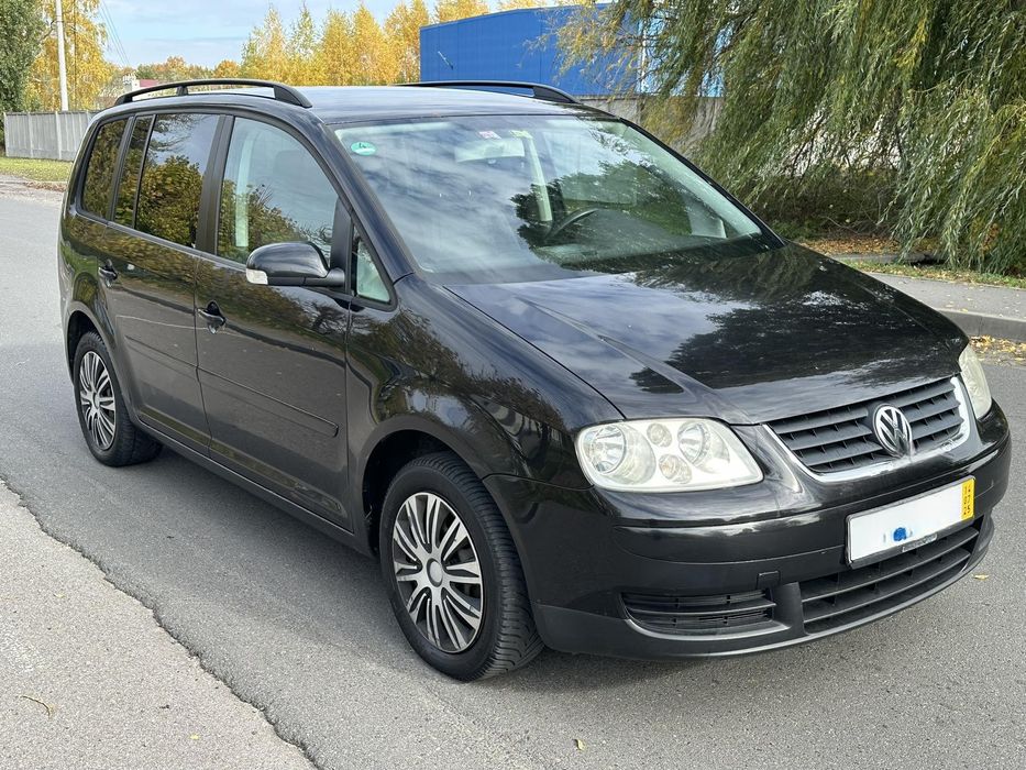 Свіжопригнаний Vw Touran 2005рік Не Розмитнений