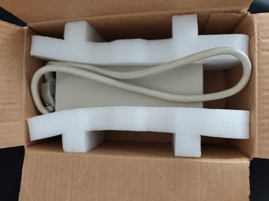 Zewnętrzna stacja dyskietek do Amiga 500 sprawna Commodore