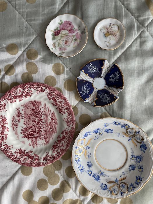 Pratos Royal porcelan. - pintados à mão- coaching scenes