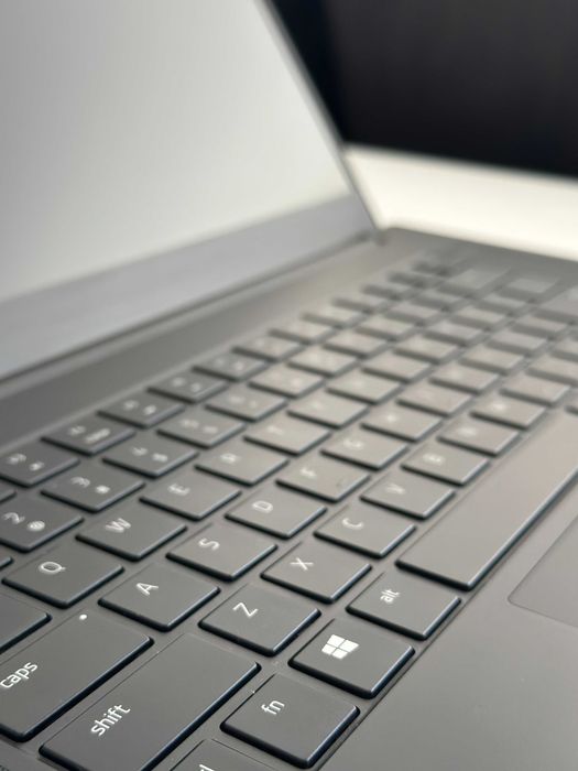 Razer Blade 15 (2019) – 32GB RAM | GTX 1660 Ti | Bateria Nova + Capa