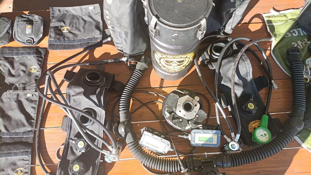 Rebreather Megalodon