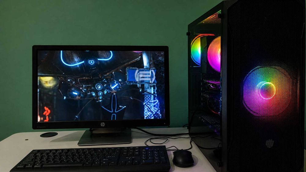 Komputer + Monitor HP 22" i5 / 16GB RAM / SSD