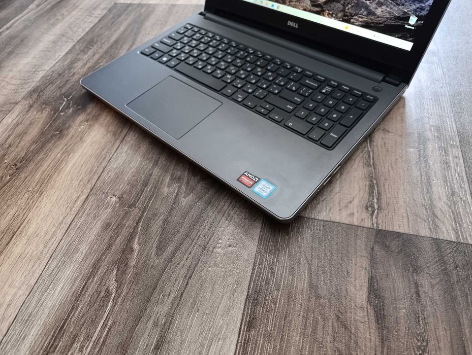 Ноутбук DELL 5559