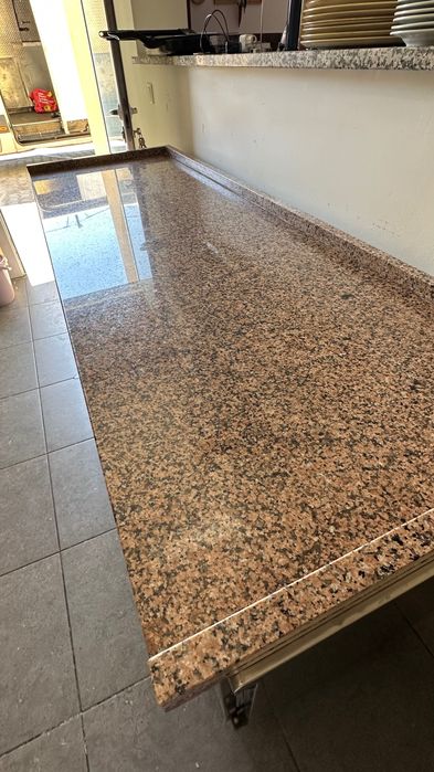 Bancada Refrigerada Profissional em Inox com Tampo em Granito