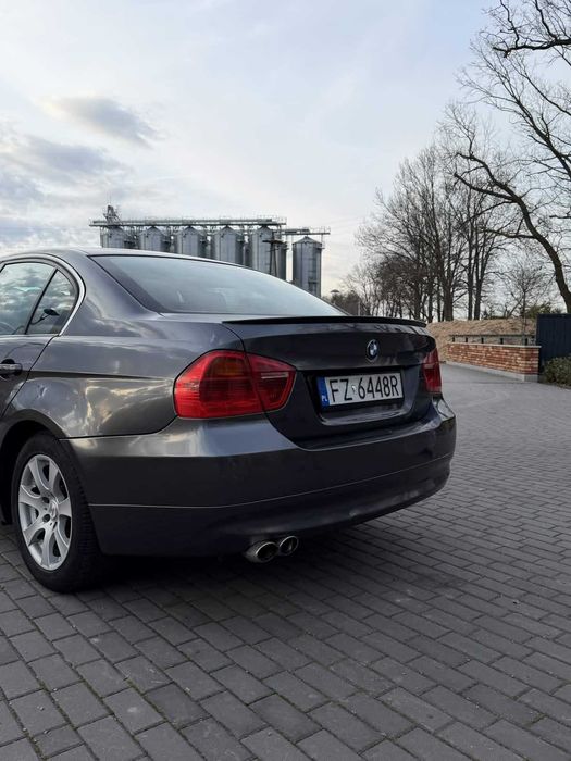 bmw e90 2.0 2006