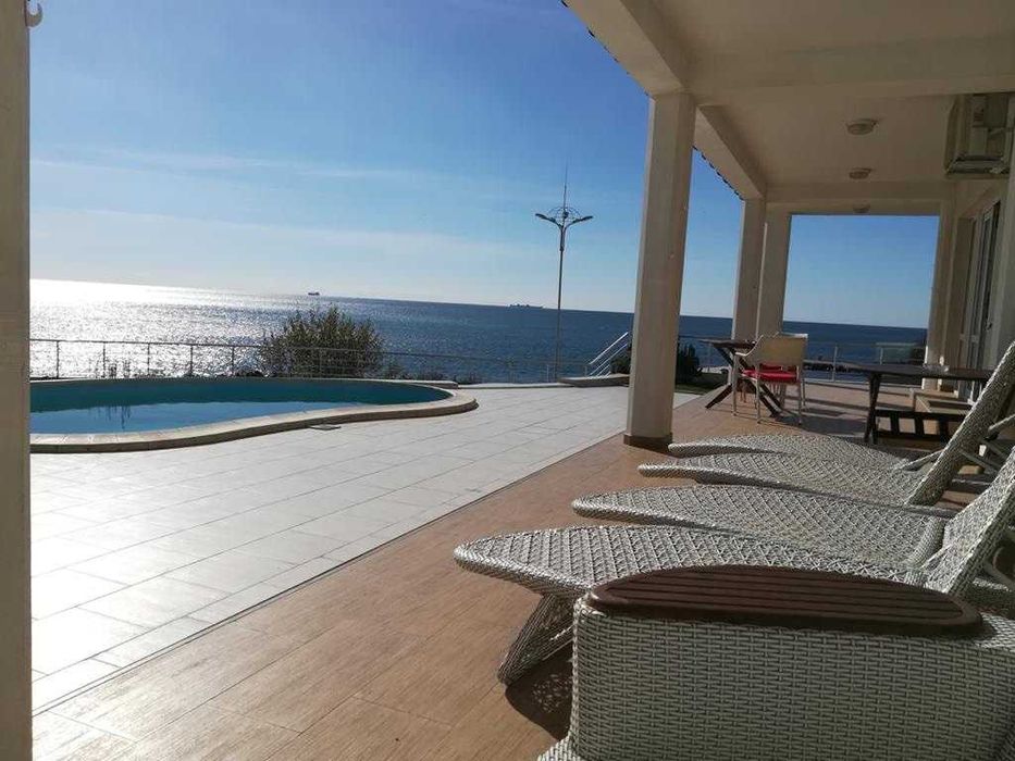 Аренда виллы у самого моря в Одессе