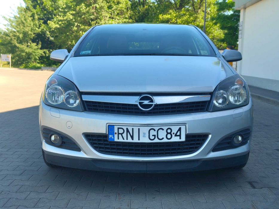 Opel Astra H GTC 1.6 Benzyna