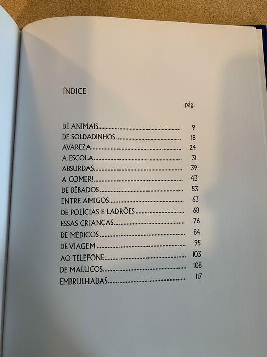 Livro “muitas anedotas para rir”