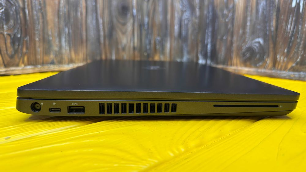 РОЗПРОДАЖ! Потужний Ноутбук Для Роботи і Навчання Dell Latitude 5500