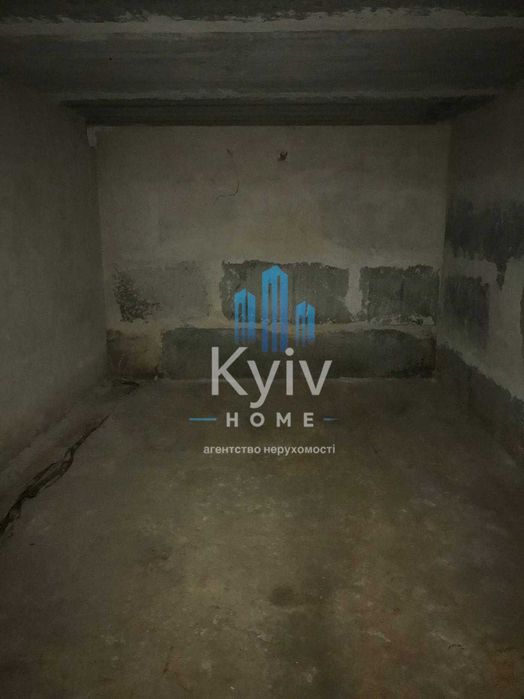 Продаж Будинок у лісі біля Києва — газ, каналізація, готовий для життя