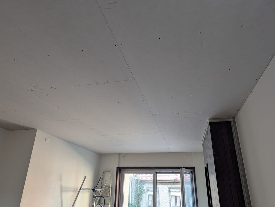 Pintura, pladur e outros serviços
