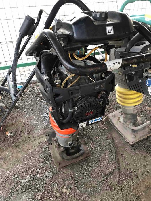 Виброплита ПРОКАТ Трамбовка Вібро лапа плита Оренда Вибронога АРЕНДА ...