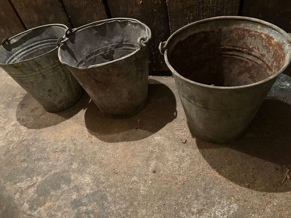 Wiadra ogrodowe PRL metalowe