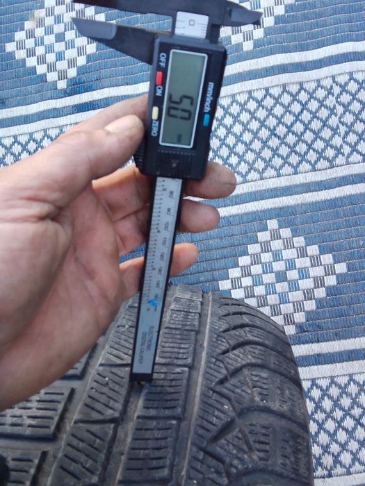 Cena za 2 Opony zimowe 245/40r19 PIRELLI 2021r