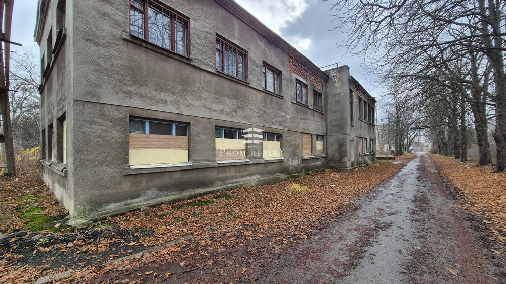 Продаж виробничої будівлі 2707 кв.м.