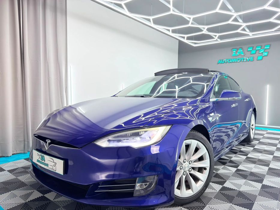 Tesla Model S 75D AWD