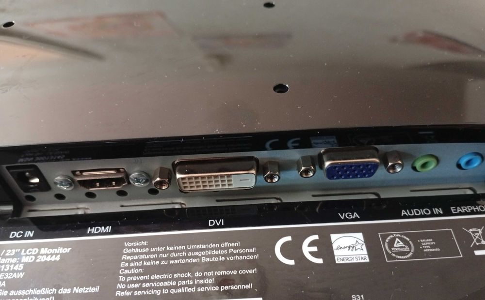 Монитор  MEDION 23.6 дюйма    HDMI /VGA/DVI