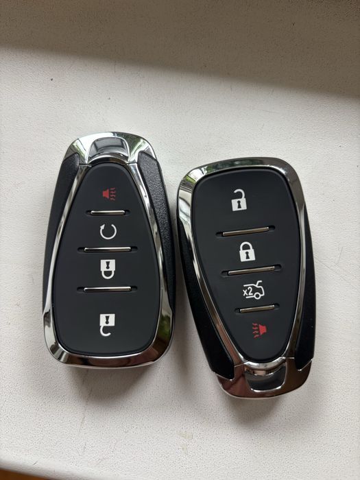 Ключ для Chevrolet. FCC ID HYQ4ES