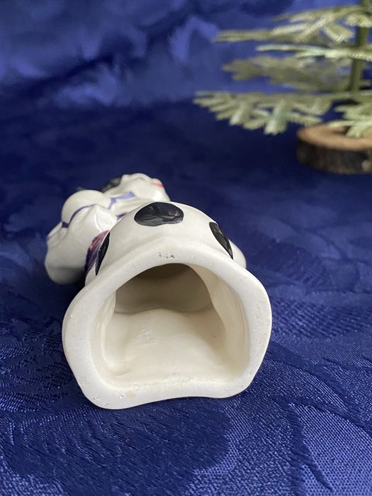 Єреванський фарфоровий винтаж Хлопчик з мʼячем юнный футболист