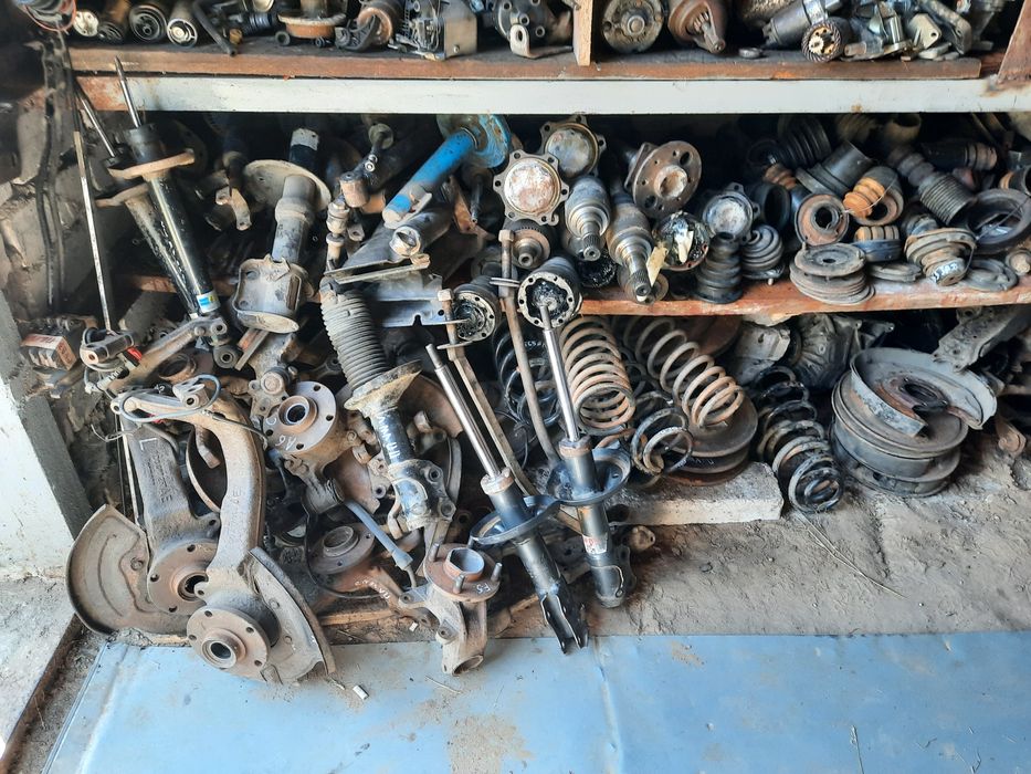 Розбірка разборка шрот VW passat B3 B5 B6.  Vw Golf 3, 4, Vento Б/У