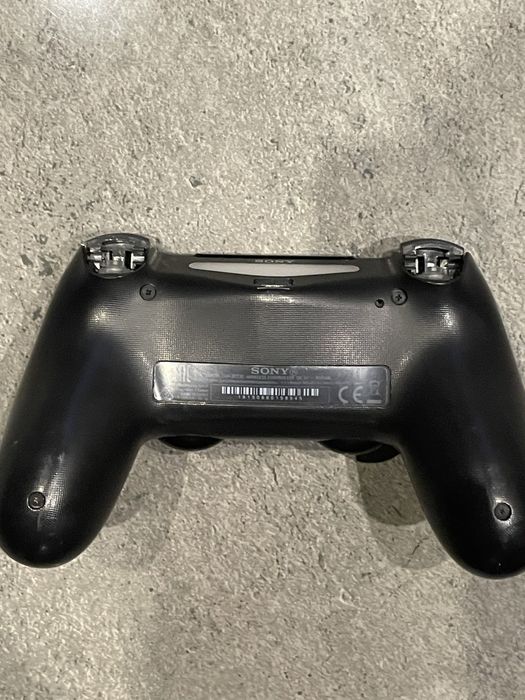 Pad PS4 dualshock - do naprawy
