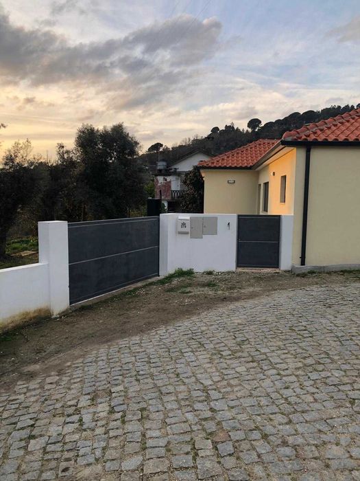 Moradia V2, Marco de Canaveses, Soalhães