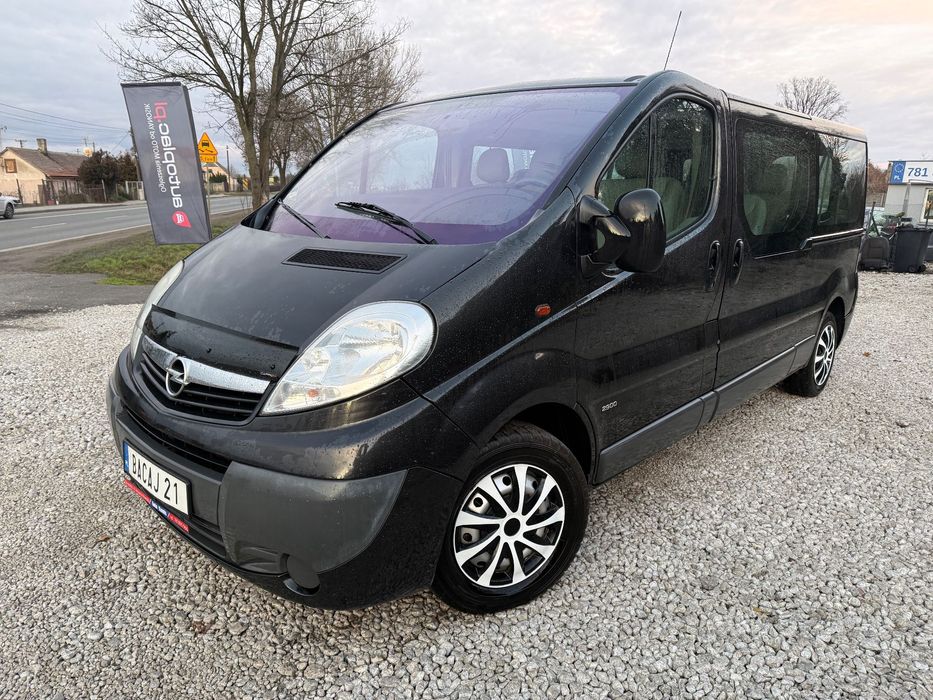 OPEL VIVARO 9-Osobowy tylko 143000tys km Klima Stan Bdb Sprawdz!!!