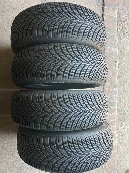 Komp. opon Firestone 215/65R17