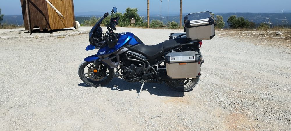 Mota Triumph Tiger 800