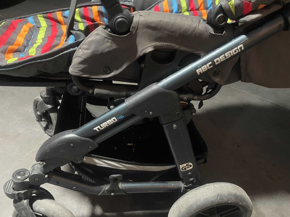 Carrinho para bebe/criança + ovo