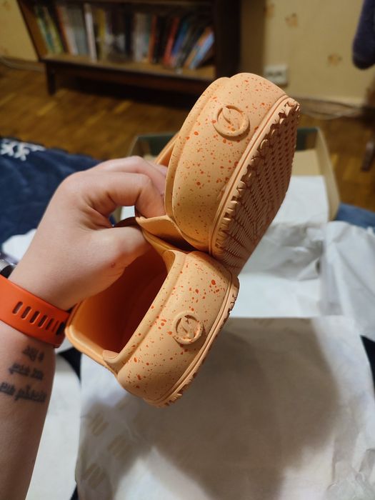 Snibbs, the clog