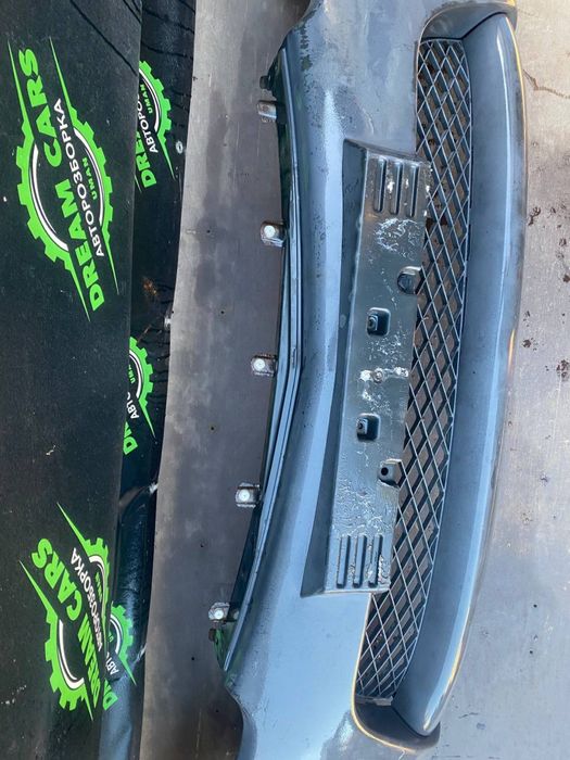 Бампер передній Mitsubishi L200 2007 Мітсубіші Л200